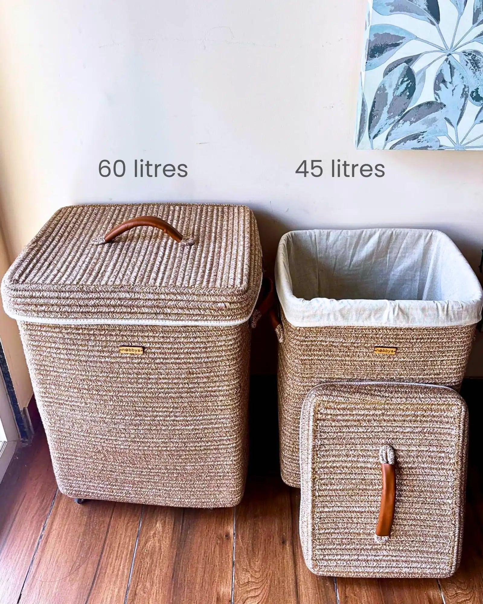 comes in compact and standard size